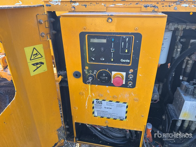 2016 Genie GS-3369RT Diesel Scissor Lift - Plataforma de tijeras: foto 5 2016 Genie GS-3369RT Diesel Scissor Lift - Plataforma de tijeras: foto 5