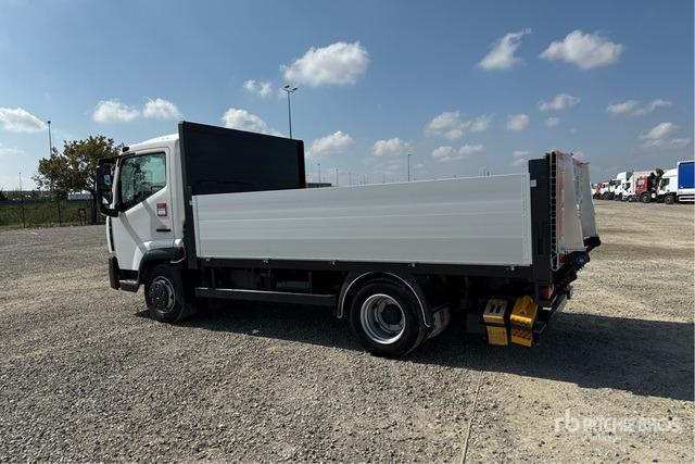2016 Renault D75.180 4x2 Flatbed Truck - Camión caja abierta: foto 1 2016 Renault D75.180 4x2 Flatbed Truck - Camión caja abierta: foto 1