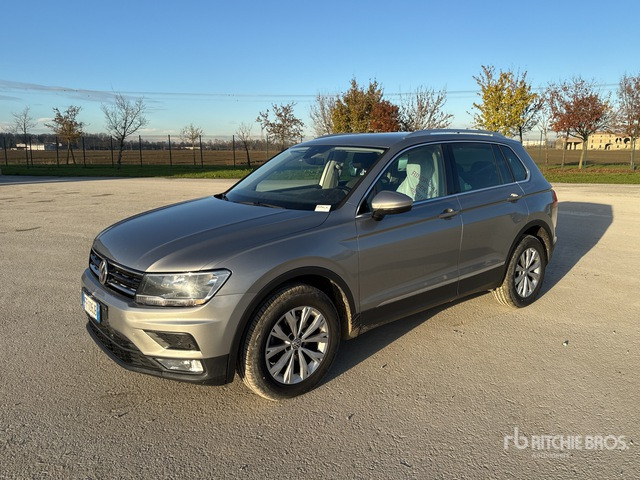 2016 Volkswagen Tiguan SUV - SUV/ Todoterreno: foto 1 2016 Volkswagen Tiguan SUV - SUV/ Todoterreno: foto 1