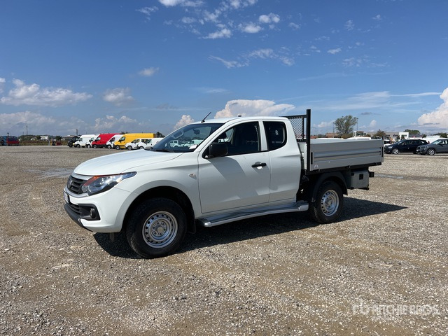 2020 Fiat Fullback 4x4 Extended Cab 2.4 154CV SX 4X4 Flatbed Truck - Furgoneta caja abierta: foto 1 2020 Fiat Fullback 4x4 Extended Cab 2.4 154CV SX 4X4 Flatbed Truck - Furgoneta caja abierta: foto 1
