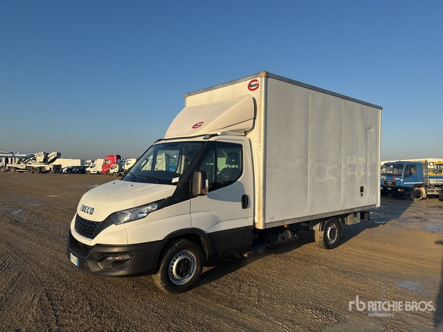 2021 Iveco Daily CABINATO 35S14N BLUE POWER 3750 ... Van Truck - Camión caja cerrada: foto 1 2021 Iveco Daily CABINATO 35S14N BLUE POWER 3750 ... Van Truck - Camión caja cerrada: foto 1