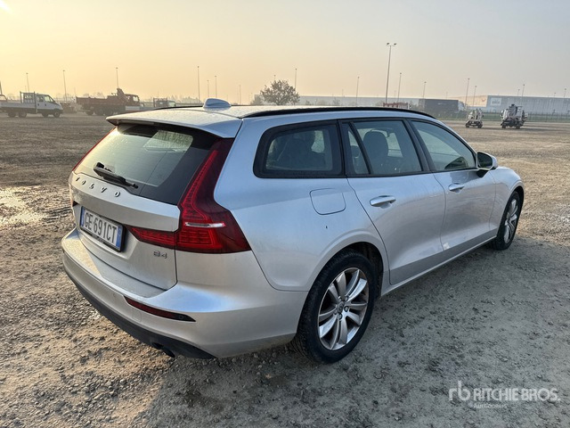 2021 Volvo V60 SW B4 D AUTOM. MOMENTUM BUSINESS Station Wagon - Coche familiar: foto 4 2021 Volvo V60 SW B4 D AUTOM. MOMENTUM BUSINESS Station Wagon - Coche familiar: foto 4
