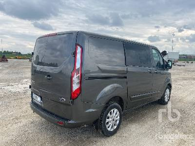 FORD TRANSIT CUSTOM 300 L1H1 TIT 2.0 ECOBLUE ... - Camión caja cerrada: foto 3 FORD TRANSIT CUSTOM 300 L1H1 TIT 2.0 ECOBLUE ... - Camión caja cerrada: foto 3