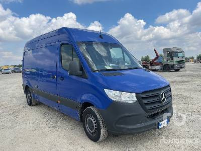 MERCEDES-BENZ SPRINTER 311 CDI LONG - Camión caja cerrada: foto 5 MERCEDES-BENZ SPRINTER 311 CDI LONG - Camión caja cerrada: foto 5