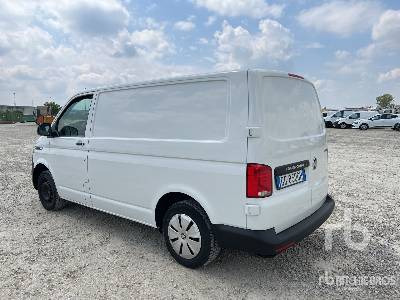 VOLKSWAGEN TRANSPORTER Panel Short Wheelbase 4X4 2.0 T ... - Camión caja cerrada: foto 2 VOLKSWAGEN TRANSPORTER Panel Short Wheelbase 4X4 2.0 T ... - Camión caja cerrada: foto 2