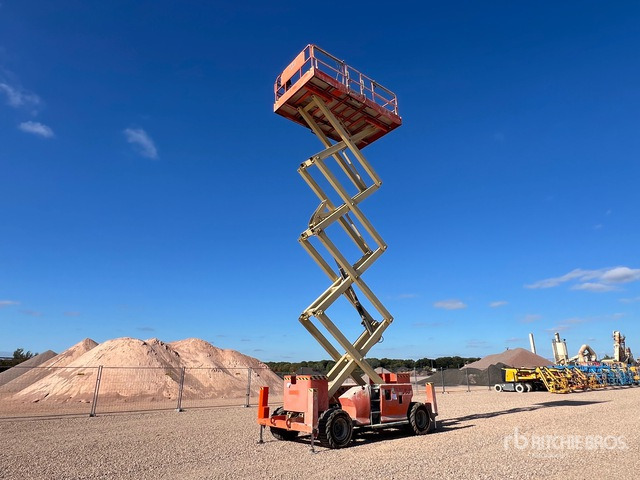 2008 JLG 4394 RT 4x4 Nacelle Ciseaux Scissor Lift - Plataforma de tijeras: foto 3 2008 JLG 4394 RT 4x4 Nacelle Ciseaux Scissor Lift - Plataforma de tijeras: foto 3
