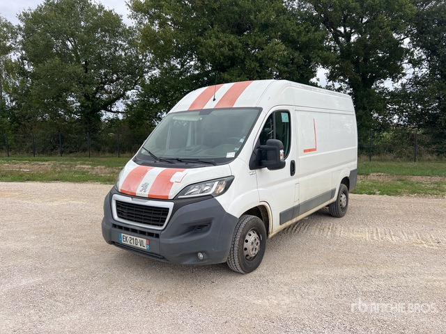 2017 Peugeot Boxer Vehicule Utilitaire Cargo Van - Furgón: foto 1 2017 Peugeot Boxer Vehicule Utilitaire Cargo Van - Furgón: foto 1