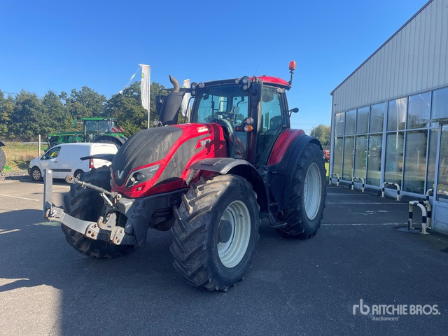 2019 Valtra T214 DIRECT SMARTTOUCH Tracteur Agricole 4WD Tractor - Tractor: foto 1 2019 Valtra T214 DIRECT SMARTTOUCH Tracteur Agricole 4WD Tractor - Tractor: foto 1