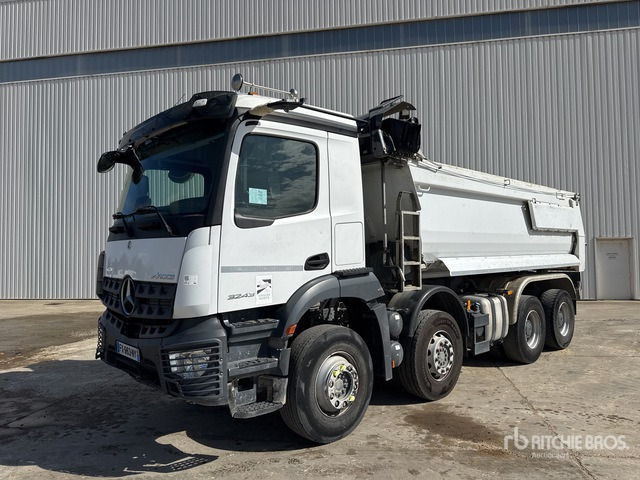 2021 Mercedes-Benz Arocs 3243 Camion Benne 8x4 Tri/A Dump Truck - Camión volquete: foto 1 2021 Mercedes-Benz Arocs 3243 Camion Benne 8x4 Tri/A Dump Truck - Camión volquete: foto 1