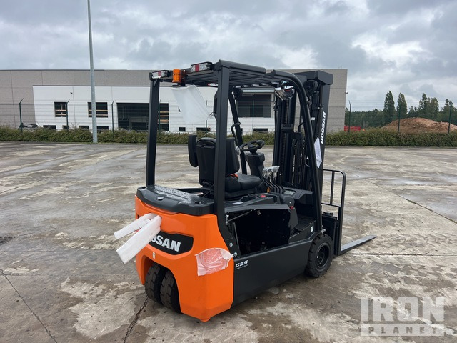 2023 Doosan B20T-7 PLUS 2000 kg Chariot Elevateur Elect ... Electric Forklift - Carretilla elevadora eléctrica: foto 4 2023 Doosan B20T-7 PLUS 2000 kg Chariot Elevateur Elect ... Electric Forklift - Carretilla elevadora eléctrica: foto 4