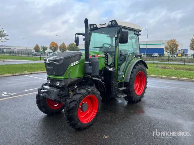 2023 Fendt 209 F Vario Gen 3 Profi Plus 4x4 Tracteur Agricole (Non Util ... 4WD Tractor - Tractor: foto 2 2023 Fendt 209 F Vario Gen 3 Profi Plus 4x4 Tracteur Agricole (Non Util ... 4WD Tractor - Tractor: foto 2