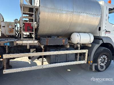 Distribuidor de asfalto MERCEDES ATEGO 2533 2004 Rincheval BIR 5000 L on 6x2: foto 24
