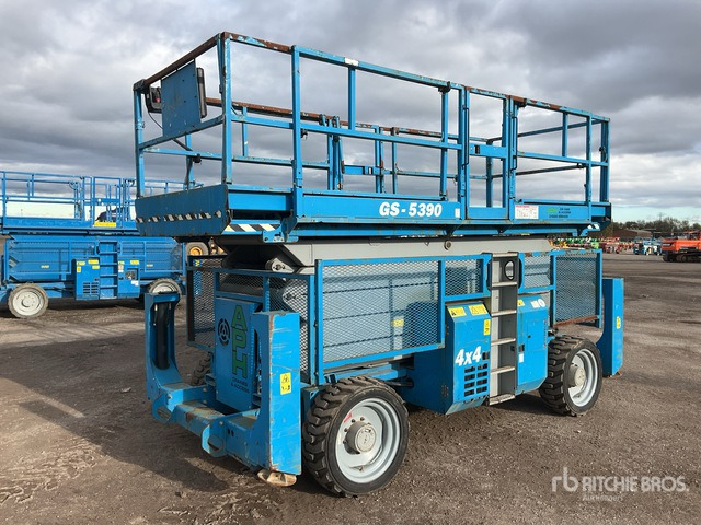 2007 Genie GS-5390 4x4 Diesel Scissor Lift - Plataforma de tijeras: foto 4 2007 Genie GS-5390 4x4 Diesel Scissor Lift - Plataforma de tijeras: foto 4