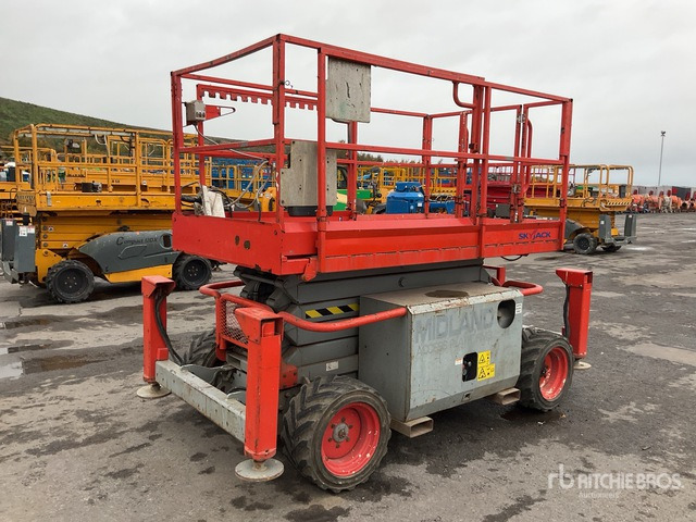 2007 Skyjack SJ6832RT 4x4 Diesel Scissor Lift - Plataforma de tijeras: foto 4 2007 Skyjack SJ6832RT 4x4 Diesel Scissor Lift - Plataforma de tijeras: foto 4