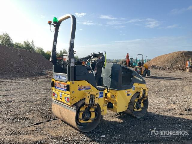 2015 Bomag 120AD-5 Double Drum Roller - Apisonadora de asfalto: foto 3 2015 Bomag 120AD-5 Double Drum Roller - Apisonadora de asfalto: foto 3