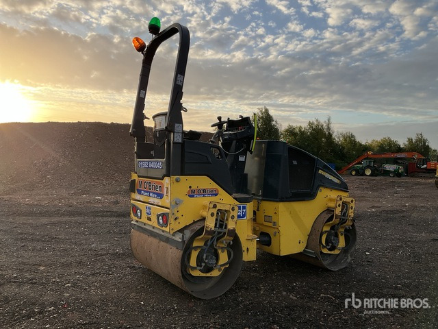 2015 Bomag 120AD-5 Double Drum Roller - Rodillo: foto 3 2015 Bomag 120AD-5 Double Drum Roller - Rodillo: foto 3