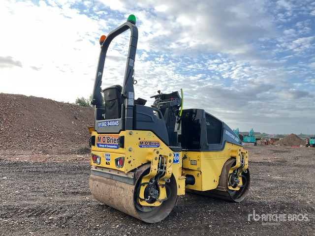 2015 Bomag 120AD-5 Double Drum Roller - Rodillo: foto 4 2015 Bomag 120AD-5 Double Drum Roller - Rodillo: foto 4