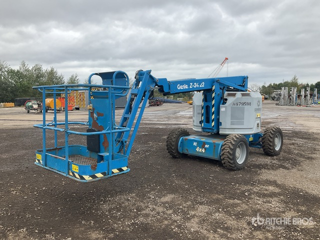 2015 Genie Z34/22 4WD Diesel Articulating Boom Lift - Plataforma articulada: foto 3 2015 Genie Z34/22 4WD Diesel Articulating Boom Lift - Plataforma articulada: foto 3