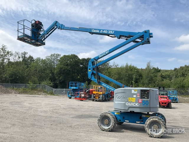 2016 Genie Z45/25J 4WD Diesel Articulating Boom Lift - Plataforma articulada: foto 2 2016 Genie Z45/25J 4WD Diesel Articulating Boom Lift - Plataforma articulada: foto 2
