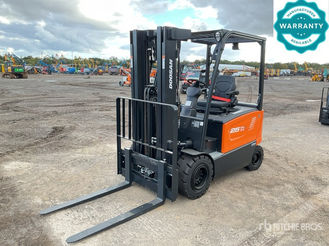 2023 Doosan B25X-7 PLUS 2023 Doosan B25X-7 PLUS 2500 kg Electric Forklift - (Unused) Electric Forklift - Carretilla elevadora eléctrica: foto 2 2023 Doosan B25X-7 PLUS 2023 Doosan B25X-7 PLUS 2500 kg Electric Forklift - (Unused) Electric Forklift - Carretilla elevadora eléctrica: foto 2