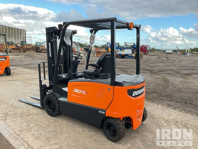 2023 Doosan B30X-7 PLUS 2023 Doosan B30X-7 PLUS 3000 kg Electric Forklift (Unused) Electric Forklift - Carretilla elevadora eléctrica: foto 3 2023 Doosan B30X-7 PLUS 2023 Doosan B30X-7 PLUS 3000 kg Electric Forklift (Unused) Electric Forklift - Carretilla elevadora eléctrica: foto 3