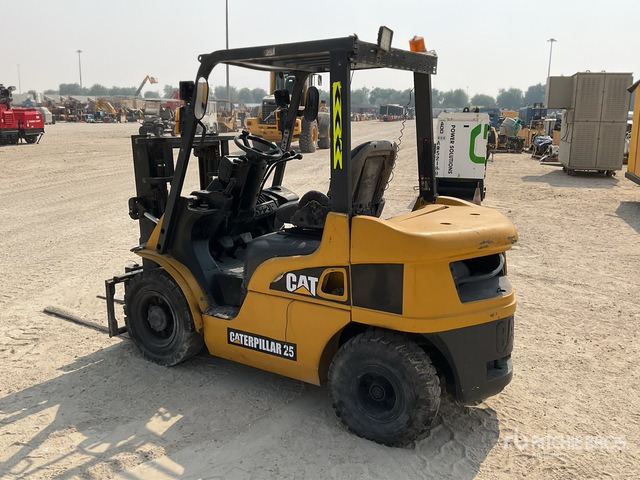 2010 Cat DP25NT 2.5 ton Forklift - Carretilla elevadora diésel: foto 4 2010 Cat DP25NT 2.5 ton Forklift - Carretilla elevadora diésel: foto 4