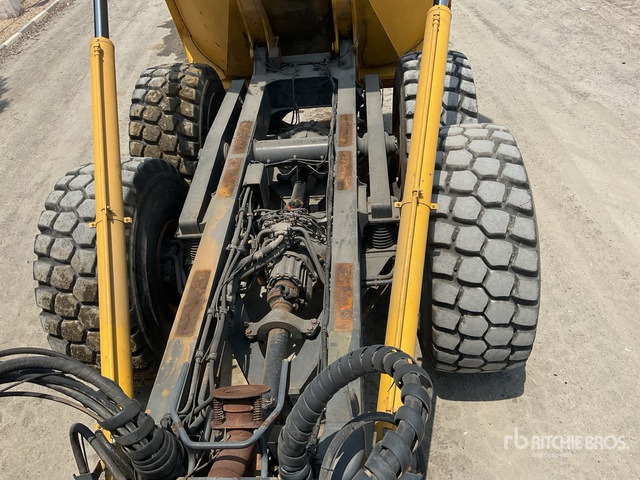 2015 Komatsu HM400-3 - Dúmper articulado: foto 5 2015 Komatsu HM400-3 - Dúmper articulado: foto 5
