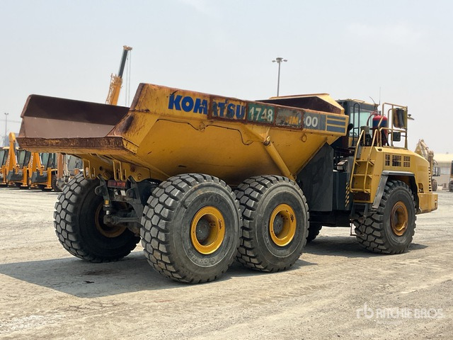 2015 Komatsu HM400-3 - Dúmper articulado: foto 3 2015 Komatsu HM400-3 - Dúmper articulado: foto 3