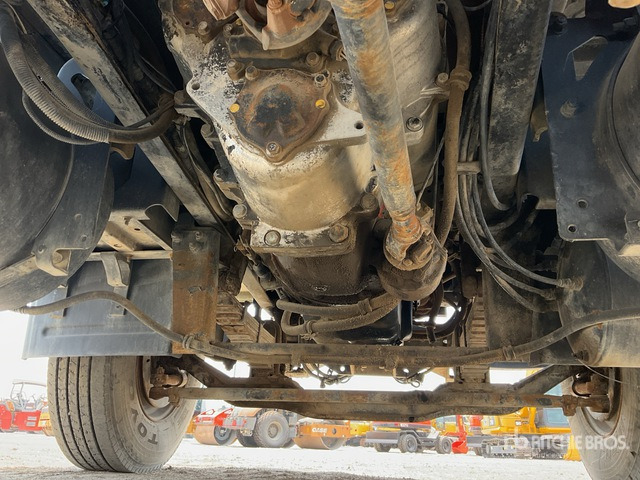 2005 Mack Granite CV713 6x4 T/A Day Cab Truck Tractor - Cabeza tractora: foto 5 2005 Mack Granite CV713 6x4 T/A Day Cab Truck Tractor - Cabeza tractora: foto 5
