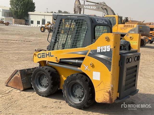 Gehl R135 - Minicargadora: foto 3 Gehl R135 - Minicargadora: foto 3