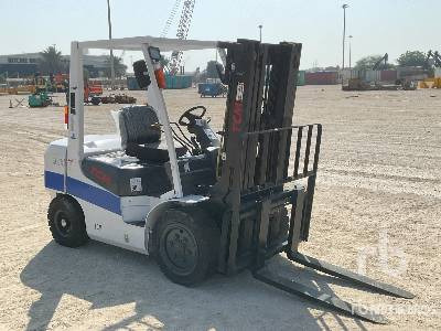 TCM FD30T3CA 3 ton - Carretilla elevadora: foto 4 TCM FD30T3CA 3 ton - Carretilla elevadora: foto 4