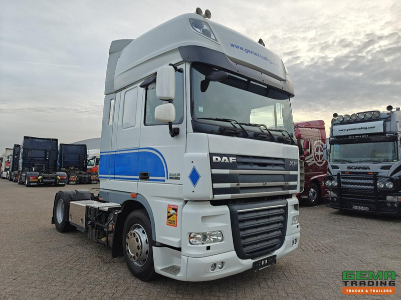 DAF FT XF105.460 4x2 Superspacecab Euro5 - Retarder - Handgeschakeld - Luchtvering - BelgischeRegistratie - Cabeza tractora: foto 2 DAF FT XF105.460 4x2 Superspacecab Euro5 - Retarder - Handgeschakeld - Luchtvering - BelgischeRegistratie - Cabeza tractora: foto 2