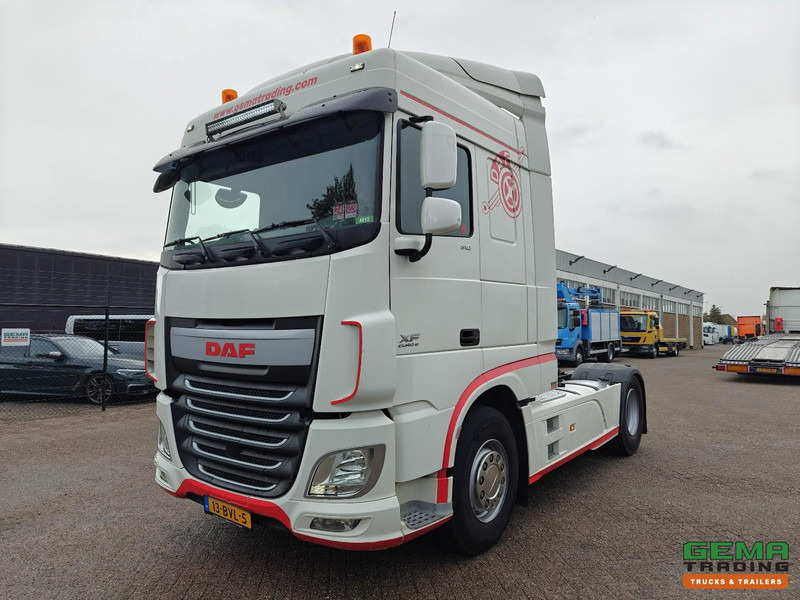 DAF XF 510 FT 4x2 Spacecab Euro6C - Retarder - Hydrauliek - Standairco - SMARTTacho V2 - Cabeza tractora: foto 1 DAF XF 510 FT 4x2 Spacecab Euro6C - Retarder - Hydrauliek - Standairco - SMARTTacho V2 - Cabeza tractora: foto 1
