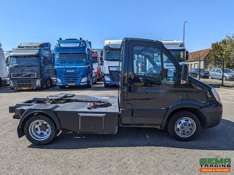 Leasing de Iveco 35C18/T  4x2 Euro4 - BE-Trekker - 3-Zits - Luchthoorns - NAP - 07/2025APK Iveco 35C18/T  4x2 Euro4 - BE-Trekker - 3-Zits - Luchthoorns - NAP - 07/2025APK: foto 9