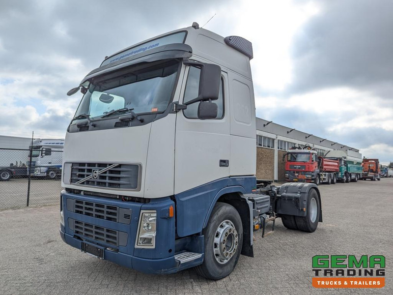 Volvo FH400 4x2 Euro5 FH400 4x2 Globetrotter Euro5 - ADR FL AT OX (T1513) - Cabeza tractora: foto 1 Volvo FH400 4x2 Euro5 FH400 4x2 Globetrotter Euro5 - ADR FL AT OX (T1513) - Cabeza tractora: foto 1