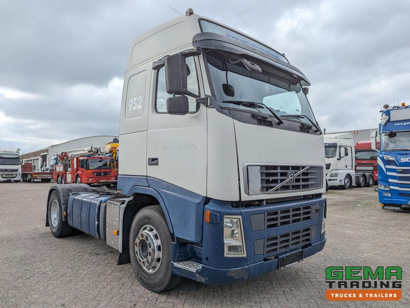 Volvo FH400 4x2 Euro5 FH400 4x2 Globetrotter Euro5 - ADR FL AT OX (T1513) - Cabeza tractora: foto 2 Volvo FH400 4x2 Euro5 FH400 4x2 Globetrotter Euro5 - ADR FL AT OX (T1513) - Cabeza tractora: foto 2
