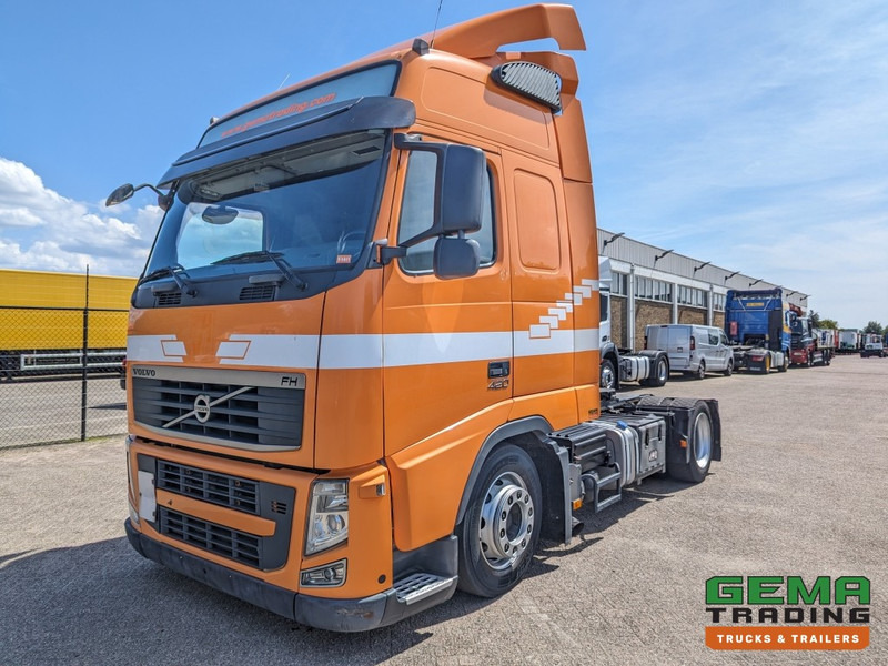 Volvo FH420 4x2 Euro5 FH420 4x2 Globetrotter Euro5 - XLOW - 01/2025APK (T1411) - Cabeza tractora: foto 1 Volvo FH420 4x2 Euro5 FH420 4x2 Globetrotter Euro5 - XLOW - 01/2025APK (T1411) - Cabeza tractora: foto 1