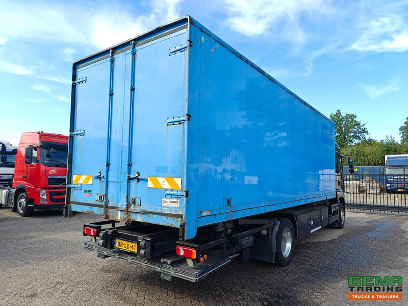 MAN TGA 18.310 4x2 LX Euro3 - Handgeschakeld ZF16 - BDF/VerhuisBak + Laadklep 2000KG - 207.000km - 12/2025 APK - Camión portacontenedore/ Intercambiable: foto 4 MAN TGA 18.310 4x2 LX Euro3 - Handgeschakeld ZF16 - BDF/VerhuisBak + Laadklep 2000KG - 207.000km - 12/2025 APK - Camión portacontenedore/ Intercambiable: foto 4