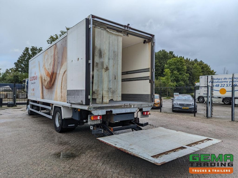 Volvo FL290 4x2 Dagcab Euro5 18T - Handgeschakeld - Koel-VriesBak 8.40M - Frigo Block - Laadklep 1500KG - Camión frigorífico: foto 4 Volvo FL290 4x2 Dagcab Euro5 18T - Handgeschakeld - Koel-VriesBak 8.40M - Frigo Block - Laadklep 1500KG - Camión frigorífico: foto 4