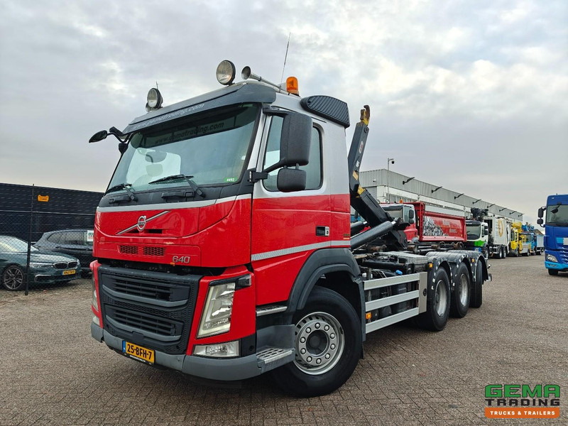 Volvo FM 460 8x4/4 Dagcabine Euro6B - HaakarmSysteem Hyvalift 30.62S 30T - NaafReductie - Lift/NaloopAs - Vangmuil - Camión multibasculante: foto 1 Volvo FM 460 8x4/4 Dagcabine Euro6B - HaakarmSysteem Hyvalift 30.62S 30T - NaafReductie - Lift/NaloopAs - Vangmuil - Camión multibasculante: foto 1
