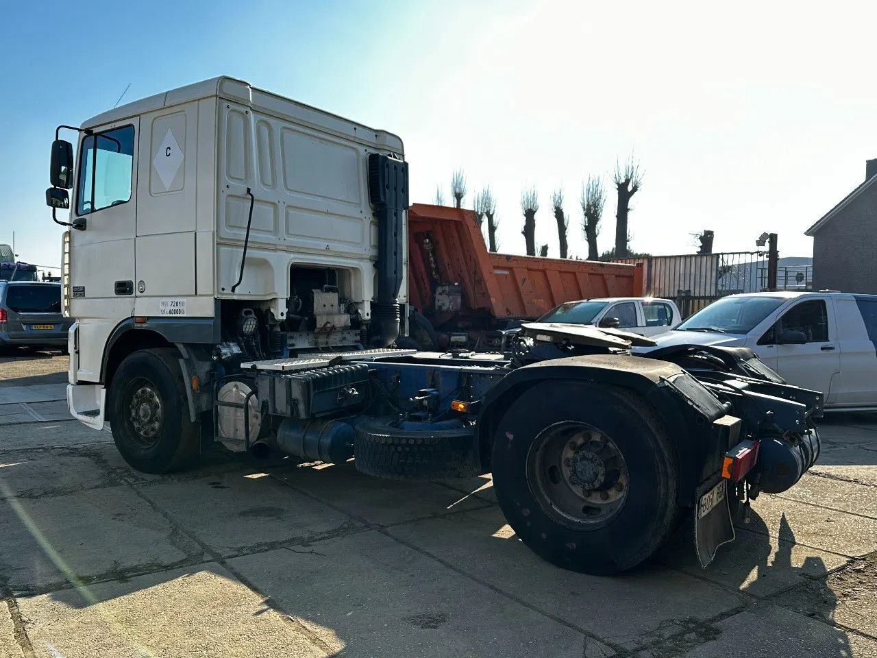 DAF XF 95.380 4X2 Tractor-unit Spring/Air ZF Manual DAF XF 95.380 4X2 Tractor-unit Spring/Air ZF Manual - Cabeza tractora: foto 3 DAF XF 95.380 4X2 Tractor-unit Spring/Air ZF Manual DAF XF 95.380 4X2 Tractor-unit Spring/Air ZF Manual - Cabeza tractora: foto 3