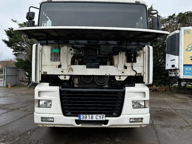 DAF XF 95.380 4X2 Tractor-unit Spring/Air ZF Manual Euro2 PTO - Cabeza tractora: foto 5 DAF XF 95.380 4X2 Tractor-unit Spring/Air ZF Manual Euro2 PTO - Cabeza tractora: foto 5