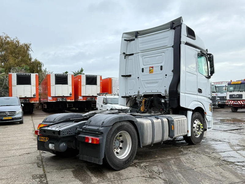 Mercedes-Benz Actros 1851 4X2 Tractor-unit Retarder Standklima ACC 165km - Cabeza tractora: foto 4 Mercedes-Benz Actros 1851 4X2 Tractor-unit Retarder Standklima ACC 165km - Cabeza tractora: foto 4