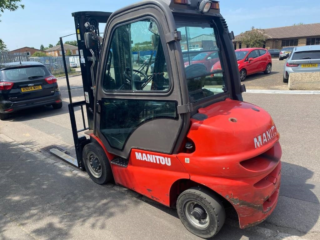 Leasing de Manitou Mi25D Manitou Mi25D: foto 13 Leasing de Manitou Mi25D Manitou Mi25D: foto 13
