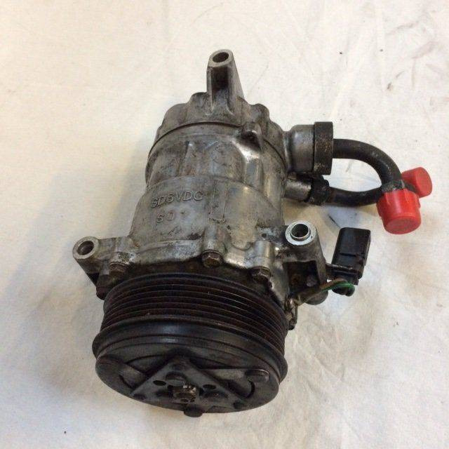 A/C Compressor with electro-magnetic coupling - Compresor de aire acondicionado para Equipo de manutención: foto 1 A/C Compressor with electro-magnetic coupling - Compresor de aire acondicionado para Equipo de manutención: foto 1