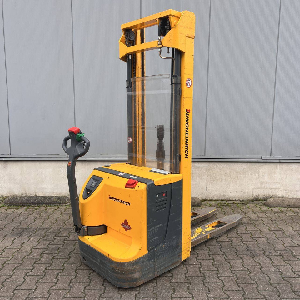 Jungheinrich EJC16G - Apilador: foto 1 Jungheinrich EJC16G - Apilador: foto 1