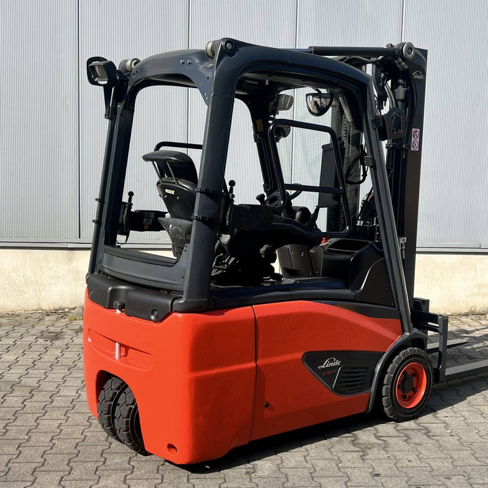 Linde E16 (386-02) EVO - Carretilla elevadora eléctrica: foto 2 Linde E16 (386-02) EVO - Carretilla elevadora eléctrica: foto 2
