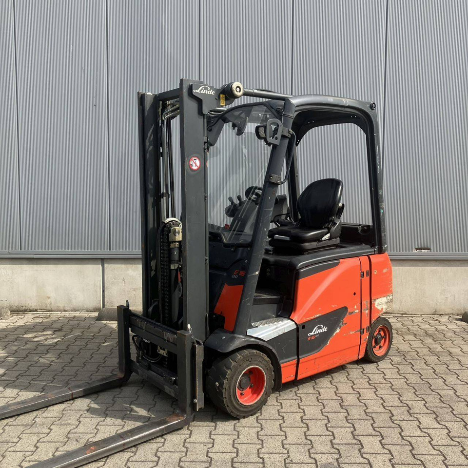 Linde E16PH-02 (386) EVO - Carretilla elevadora eléctrica: foto 1 Linde E16PH-02 (386) EVO - Carretilla elevadora eléctrica: foto 1