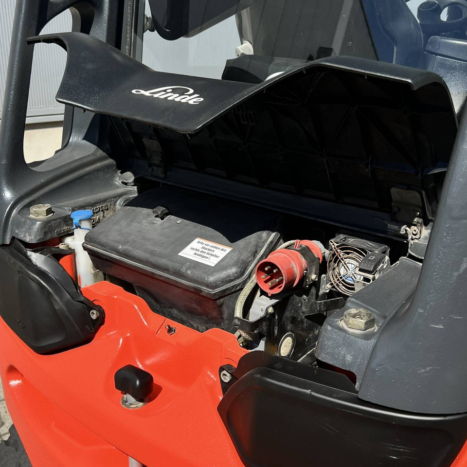 Carretilla elevadora eléctrica Linde E20 (387): foto 14