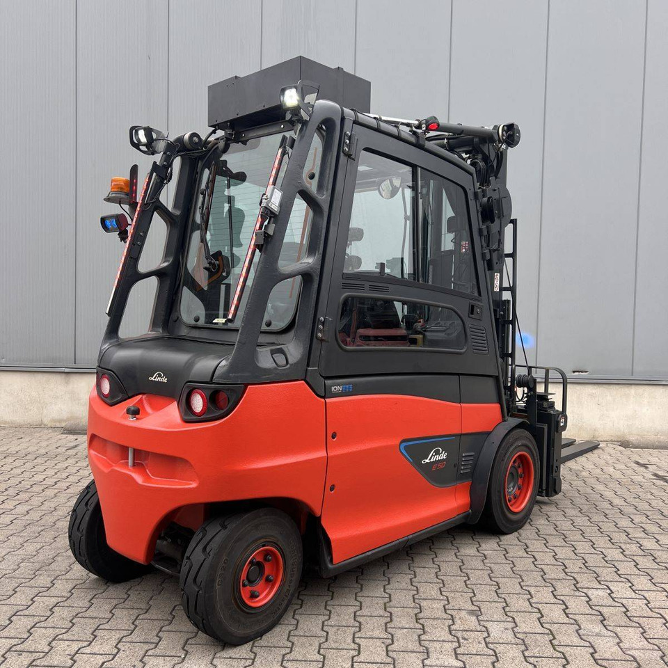 Linde E50/600HL (388) - Carretilla elevadora eléctrica: foto 2 Linde E50/600HL (388) - Carretilla elevadora eléctrica: foto 2